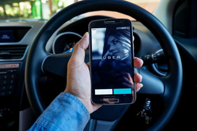 SZOK! Uber traci licencję na przewóz osób w Londynie