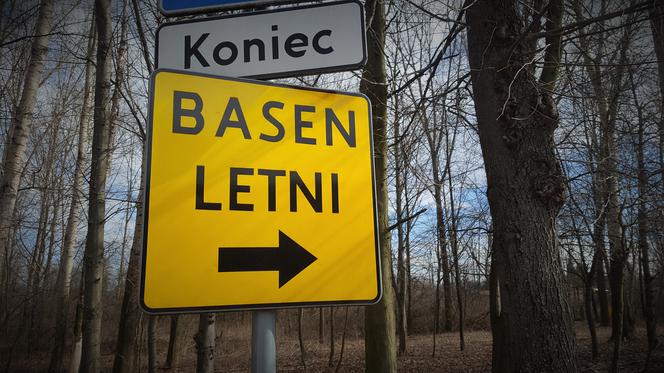 Tarnów: Koniec basenu letniego w Mościcach. Obiekt nie będzie uruchamiany [ZDJĘCIA] 