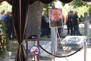 Pogrzeb Jerzego Dziewulskiego. Byłego policjanta i posła pożegnała rodzina, przyjaciele i politycy 
