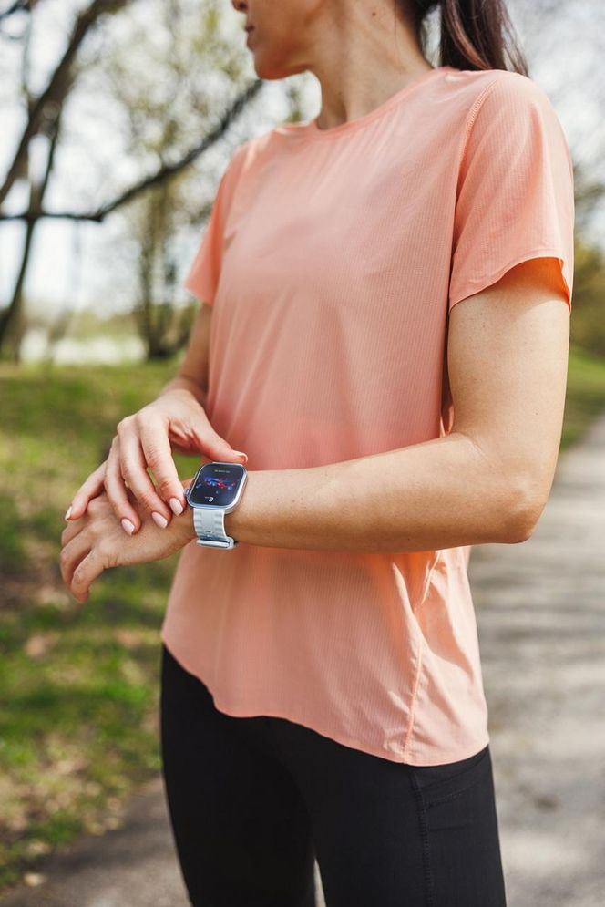 Huawei Watch 4 - lifestyle