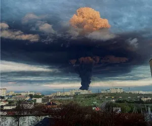 Potężny pożar na Krymie. Płonie magazyn ropy