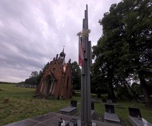Cerkiew i kaplica Grobowa w Kuźminie