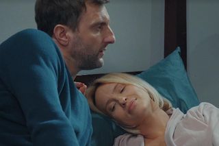 M jak miłość, odcinek 1813: Dorota (Iwona Rejzner), Bartek (Arkadiusz Smoleński) 