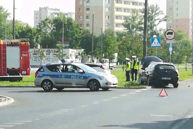 Wypadek na ul. Szubińskiej w Bydgoszczy. Spore utrudnienia dla kierowców! [ZDJĘCIA]