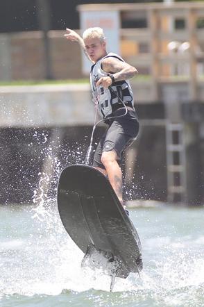 Justin Bieber na wakeboardingu