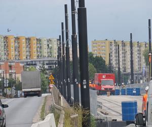 Nad Brdą w Bydgoszczy powstają nowe mosty. Zaglądamy na plac budowy [ZDJĘCIA]