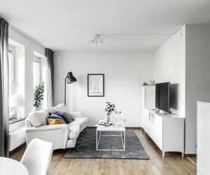 Białe meble do pokoju dziennego