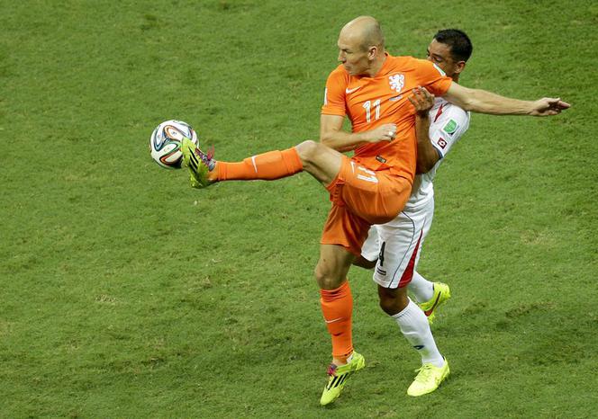 Arjen Robben kontra Lionel Messi