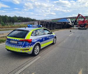 Wypadek na autostradzie A1 w miejscowości Brodowe (woj. łódzkie)