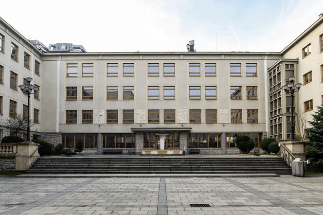 Tak wygląda Pałac Młodzieży. To architektoniczna perełka Katowic! 