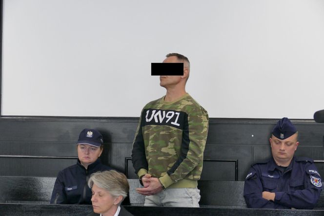 Rozbił auto o betonowy płot. Jego partnerka cudem uszła z życiem. Czy to była próba zabójstwa