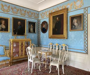 Pałac w Rogalinie zachwyca turystów. Znajduje się 20 kilometrów od Poznania 