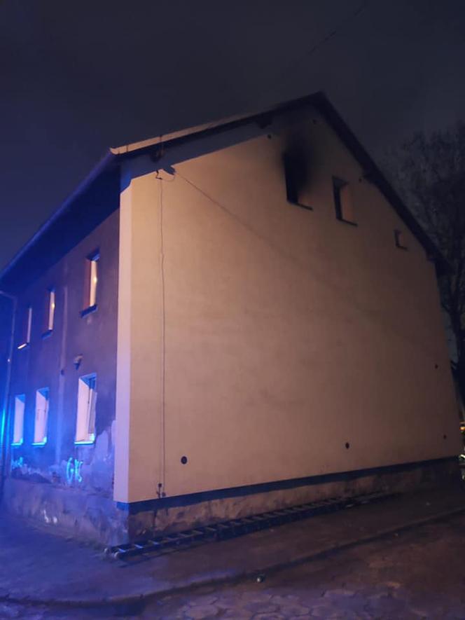 Pożar w Katowicach na ul. Studziennej [ZDJĘCIA]