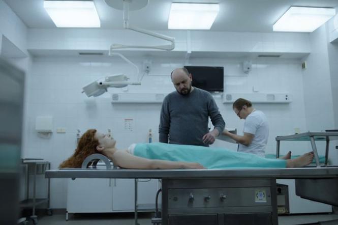  Kod genetyczny, odcinek 2: Tomasz nie uwierzy w samobójstwo Izy! Kto zabił jego kochankę? - ZWIASTUN