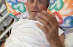 Pan Bolesław Strzeliński dwa dni leżał na podłodze. Uratował go dzielnicowy