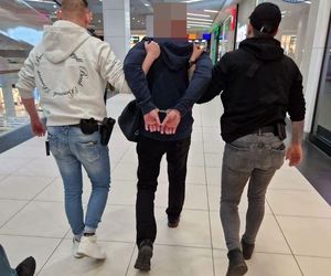 Chciał sprzedać okulary i zegarek, po chwili zadał cios. Brutalny atak w lombardzie