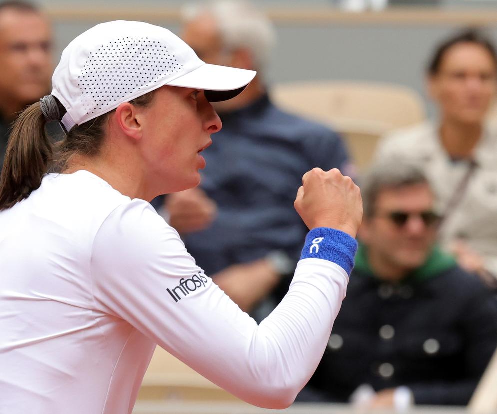 To był pogrom! Iga Świątek rozbiła Rosjankę i jest w ćwierćfinale French Open