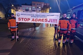 Marsz Milczenia „Stop Agresji” w Siedlcach. Ratownicy i mieszkańcy przeszli przez miasto 