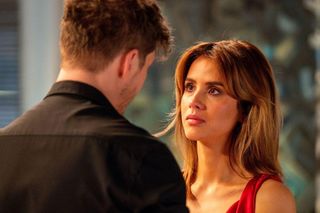 M jak miłość odcinek 1871 ostatni - finał sezonu. Kama (Michalina Sosna), Marcin (Mikołaj Roznerski) 