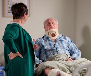 Na Wspólnej, odc. 4065. Helena (Małgorzata Peczyńska), Zbigniew Sokół (Wiesław Cichy)