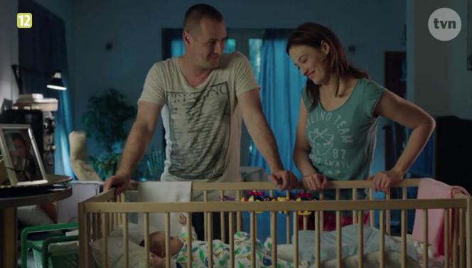 Lekarze 3 sezon odcinek 13 (odc. 39). Maks (Paweł Małaszyński), Alicja (Magdalena Różczka)