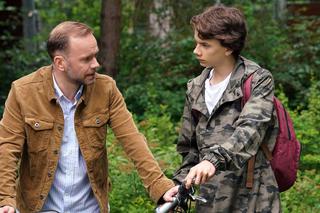 Barwy szczęścia odc. 1952. Kazik (Grzegorz Mielczarek), Filip Lisicki (Kuba Dyniewicz)