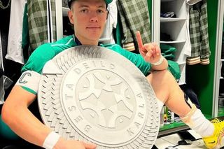 Kapitan mistrza Islandii ma wiele talentów