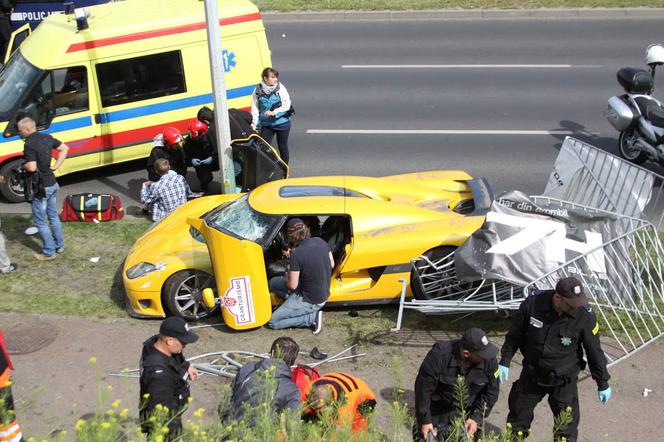 Gran Turismo Polonia 2013 - samochód wjechał w tłum ludzi