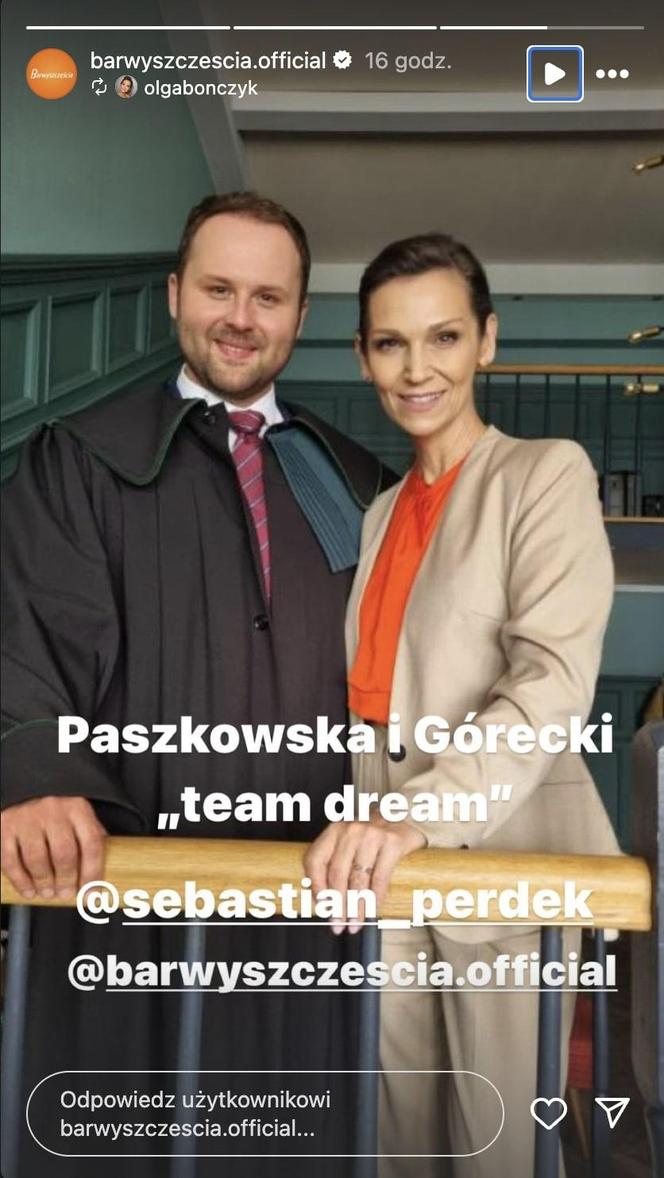 Barwy szczęścia po wakacjach. Klemens (Sebastian Perdek), Paszkowska (Olga Bończyk)