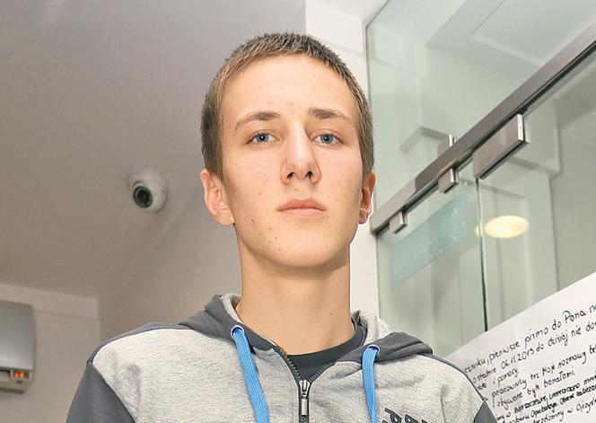 Przykułem się do drzwi bo rzecznik praw dziecka nie chce mi pomóc
