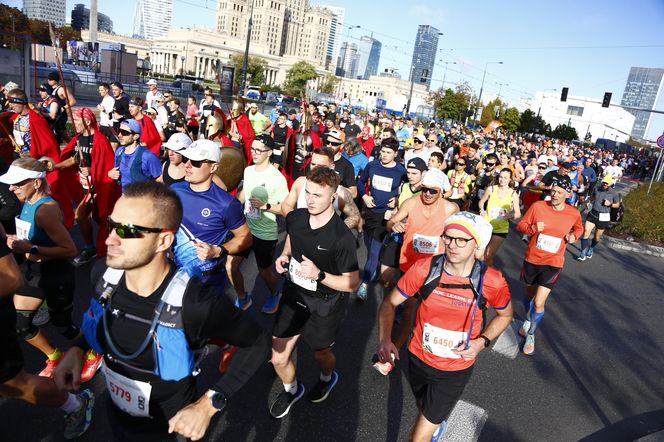 Uczestnicy 46. edycji Nationale-Nederlanden Maratonu Warszawskiego