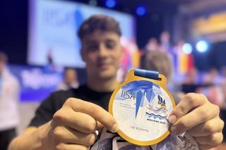Michał Tomaszowski wygrał mistrzostwa świata w lodowym pływaniu