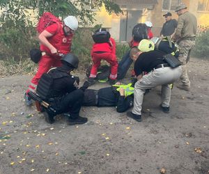 Rosja bombarduje i niszczy ukraińskie miasta. Wiele z nich jest blisko Polski