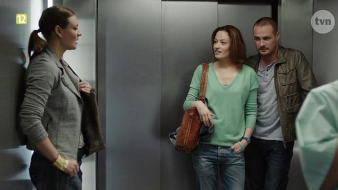 Lekarze 3 sezon odcinek 2 (odc. 28). Alicja (Magdalena Różczka), Maks Keller (Paweł Małaszyński), Olga Rojko (Magdalena Boczarska)