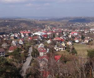 To miasto w Małopolsce jest kolebką turystyki. Legenda głosi, że założył je stryj Mieszka I