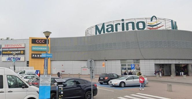 Centrum handlowe Marino, ul. Paprotna 7