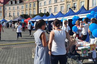 Trwa piknik Zadbaj o zdrowie” na Placu Zamkowym w Lublinie