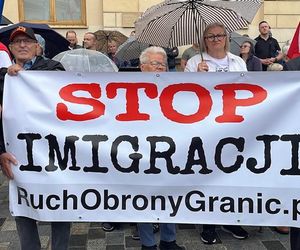 Protest przeciw migrantom w Polsce. Wśród uczestników... Hiszpan. Nie powtórzcie naszych błędów