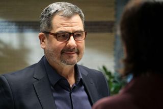 M jak miłość, odcinek 1861: Judyta (Paulina Chruściel), lekarz Marek (Tomasz Traczyński) - kolega Artura Rogowskiego