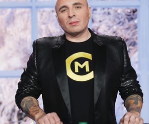 Czadoman pod ołtarzem na Boże Ciało