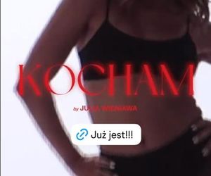 Julia Wieniawa promuje nową piosenkę w samej bieliźnie. Tylko spójrzcie na te nagrania!