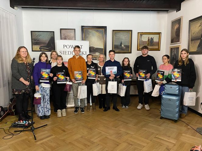 Laureaci konkursu fotograficznego „Przyjaźń bez barier” nagrodzeni