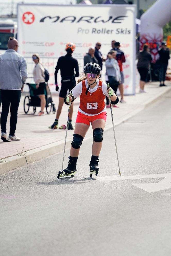 W pierwszym dniu zawodów o Puchar Polski w biegach na nartorolkach Marwe Cup zawodnicy wzięli udział w sprincie techniką dowolną
