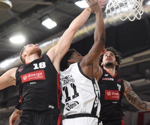 Legia Warszawa wygrała 87:76 z Energą Czarnymi Słupsk