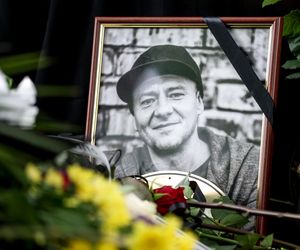 Tłumy na pogrzebie legendy polskiego rapu. Pożegnaliśmy Jokę z Kalibra 44