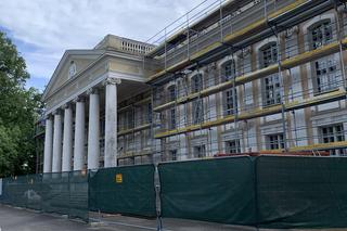 Pałac w Wolsztynie przechodzie generalny remont. Zobacz zdjęcia