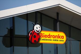 Afera truskawkowa w Biedronce. Sieć apeluje do klientów