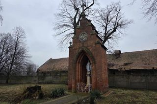 Przydrożne kapliczki i krzyże w Polsce