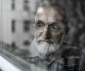 Otępienie z ciałami Lewy'ego - przyczyny, objawy i leczenie