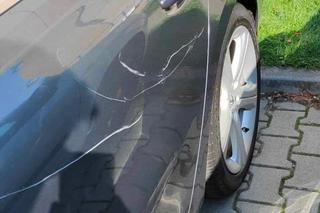 Porysowany samochód